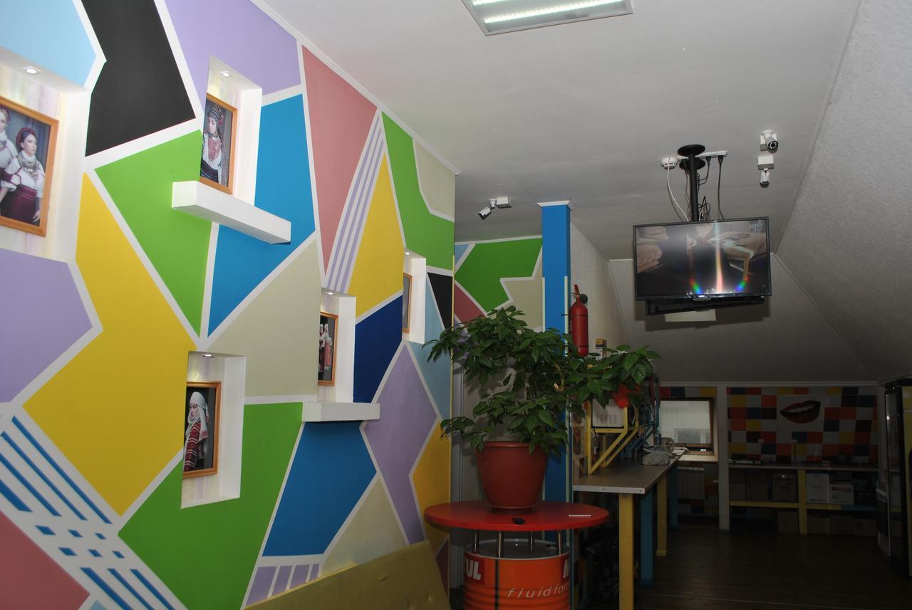 Hostel Darnitsa1 Kyiv Exterior photo