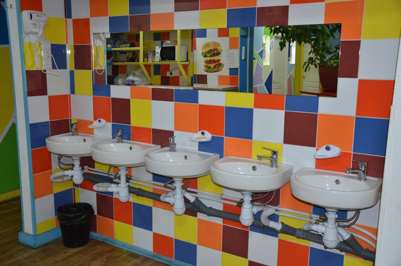 Hostel Darnitsa1 Kyiv Exterior photo